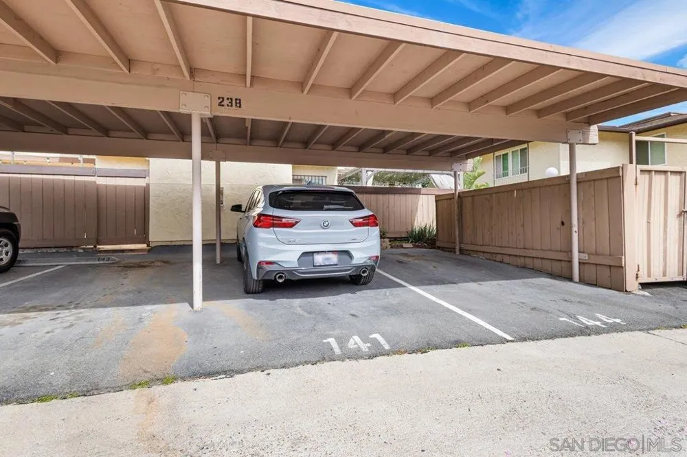 238 Regency Ct #C Chula Vista, CA 91911