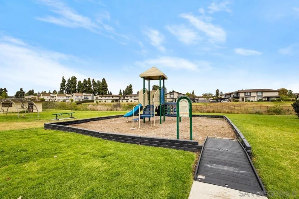 238 Regency Ct #C Chula Vista, CA 91911