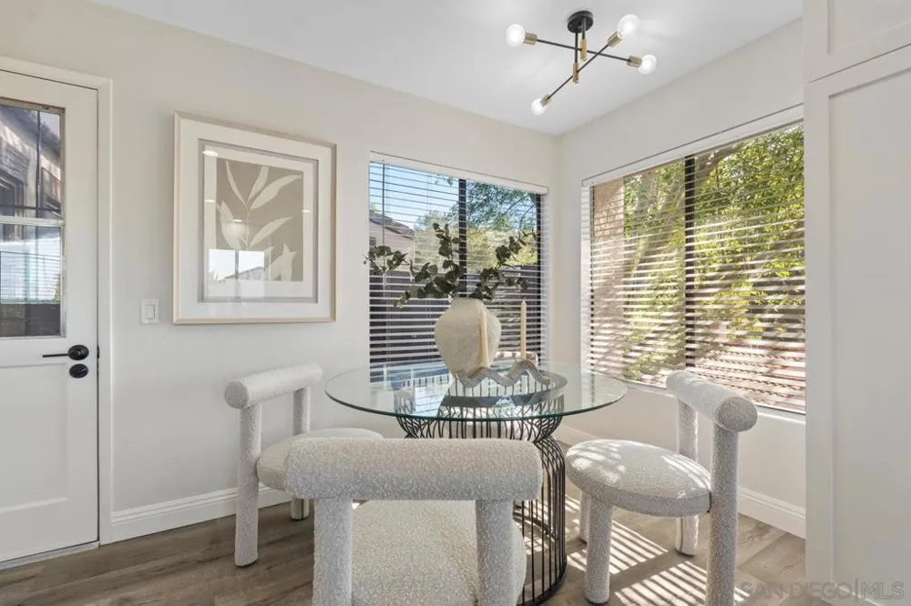 2053 Golden Circle Dr Escondido, CA 92026