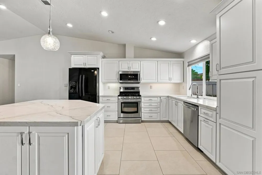 16707 Wikiup Rd Ramona, CA 92065