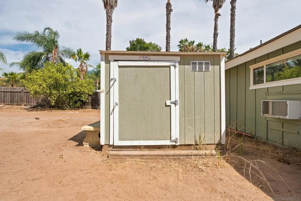 16707 Wikiup Rd Ramona, CA 92065