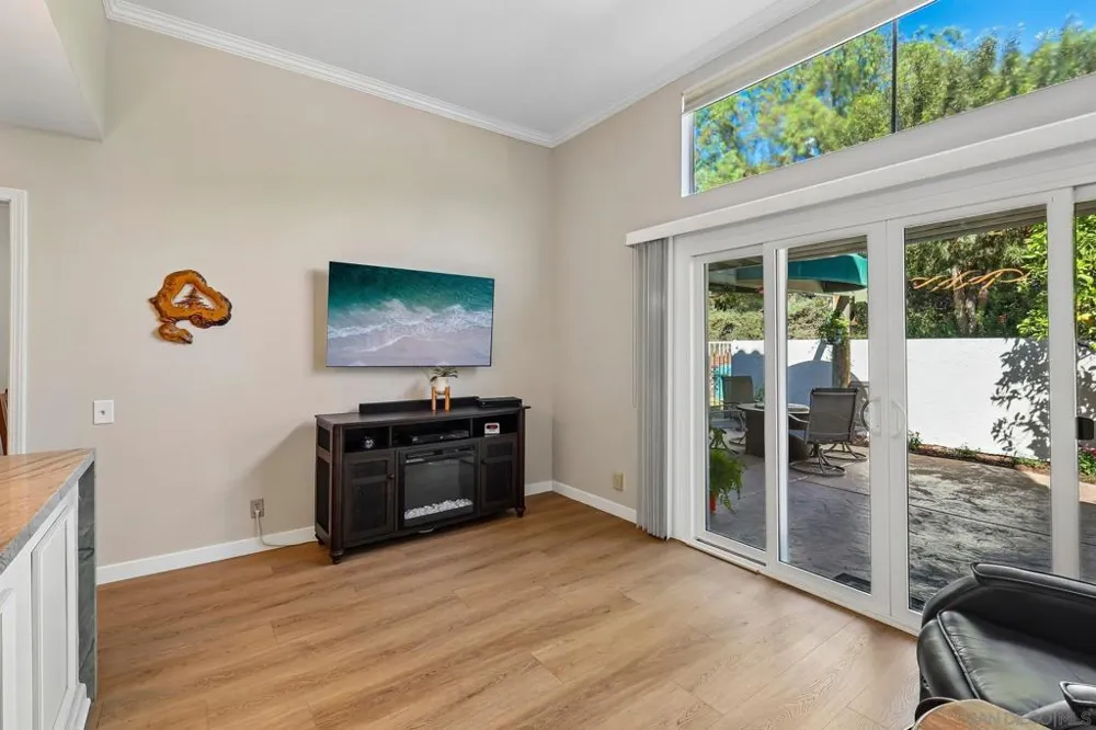 4885 Tinasa Way San Diego, CA 92124