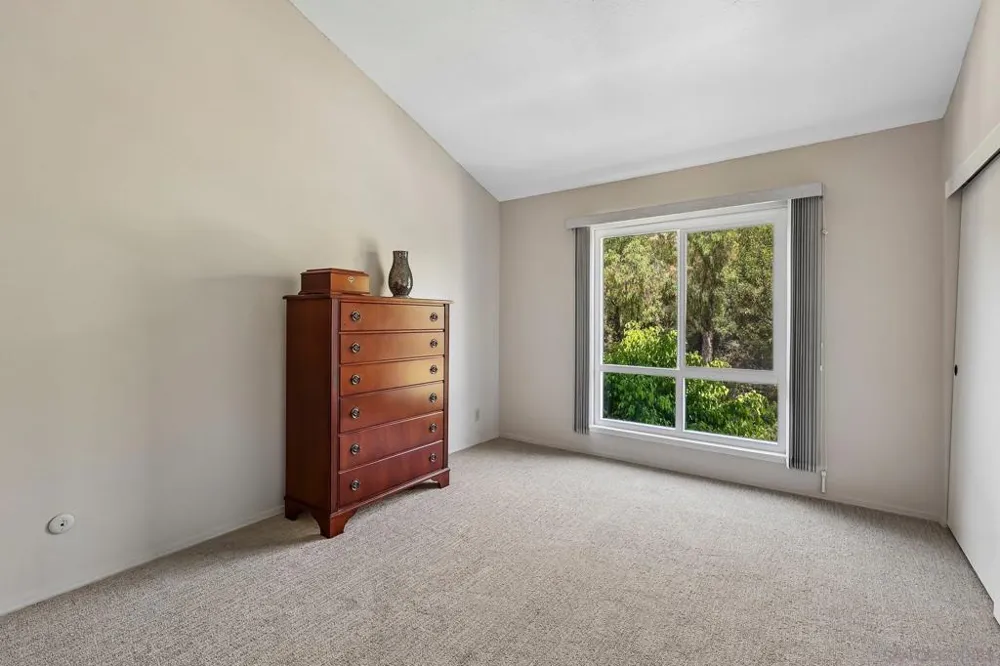 4885 Tinasa Way San Diego, CA 92124