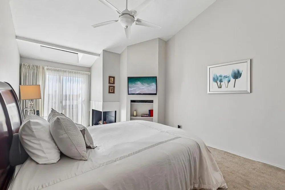 4885 Tinasa Way San Diego, CA 92124