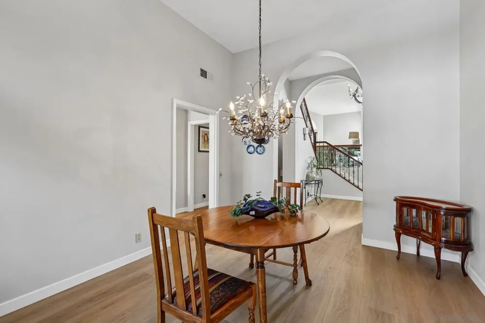 4885 Tinasa Way San Diego, CA 92124