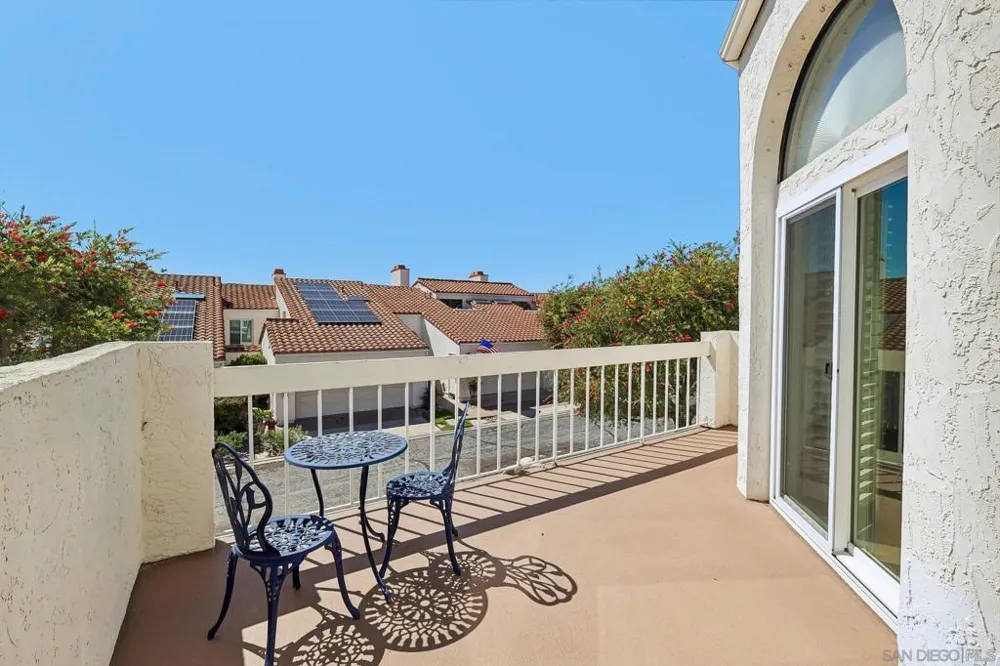 4885 Tinasa Way San Diego, CA 92124