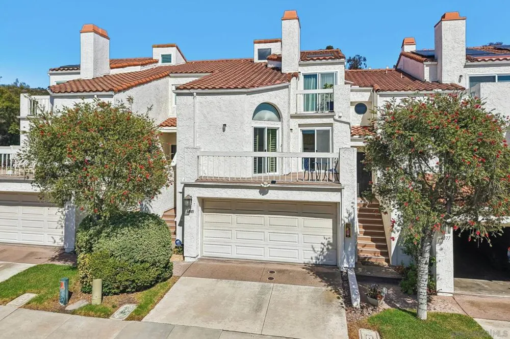 4885 Tinasa Way San Diego, CA 92124
