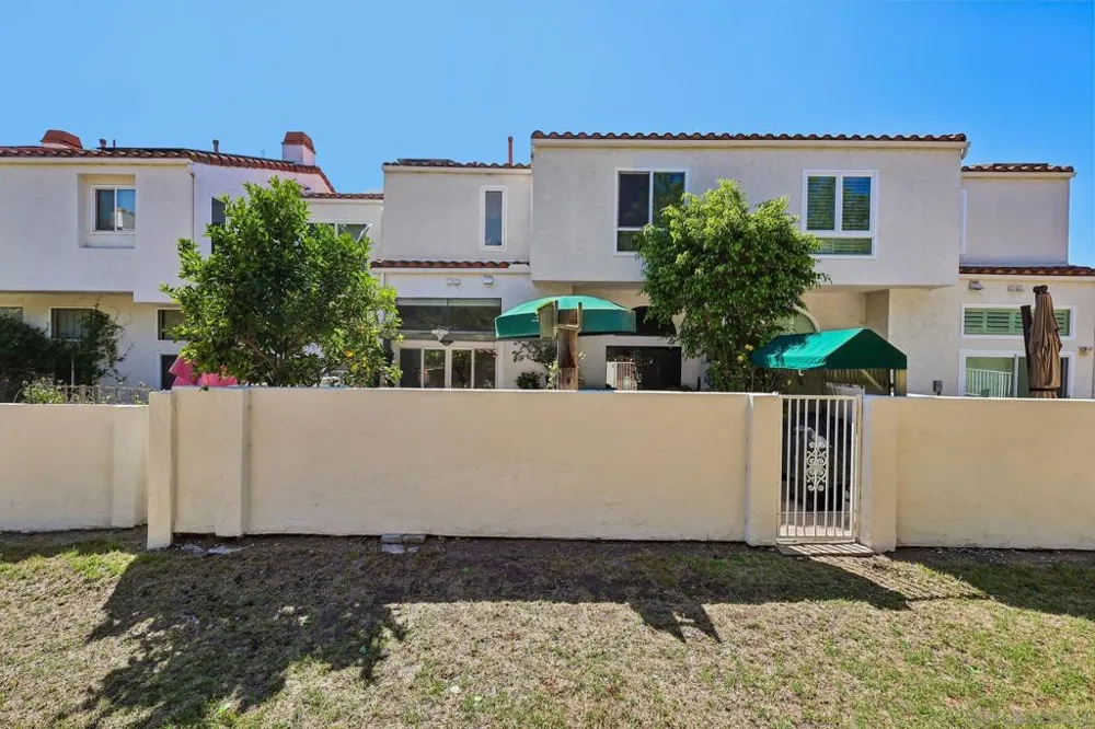 4885 Tinasa Way San Diego, CA 92124