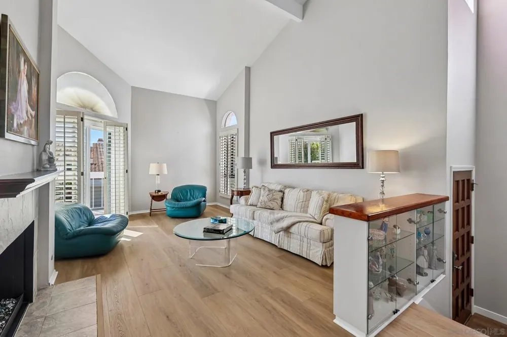 4885 Tinasa Way San Diego, CA 92124