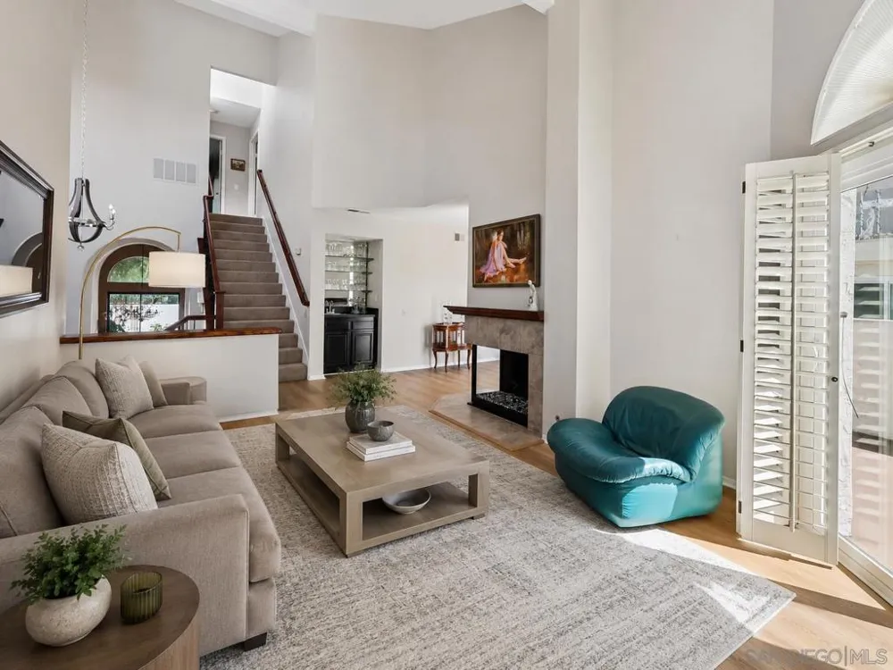 4885 Tinasa Way San Diego, CA 92124