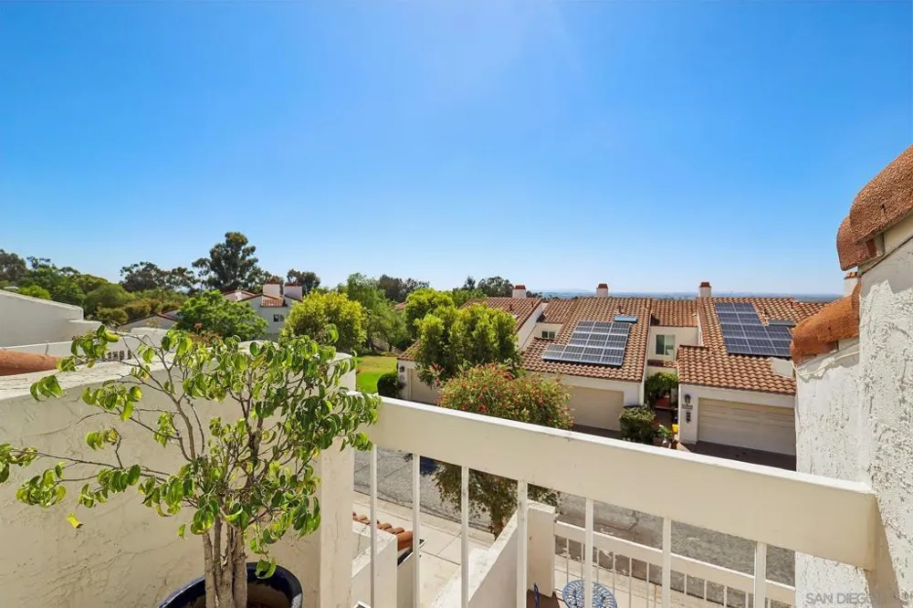 4885 Tinasa Way San Diego, CA 92124