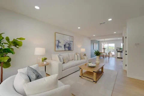 831 E 3rd Ave #5