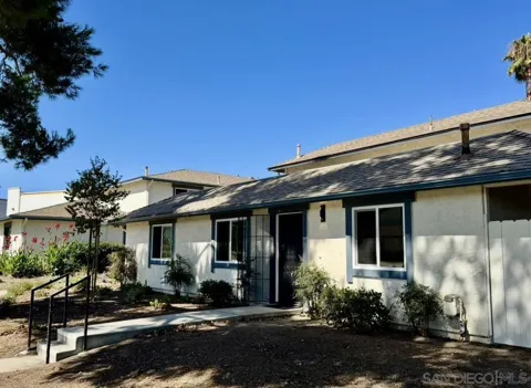 3412 Los Mochis way