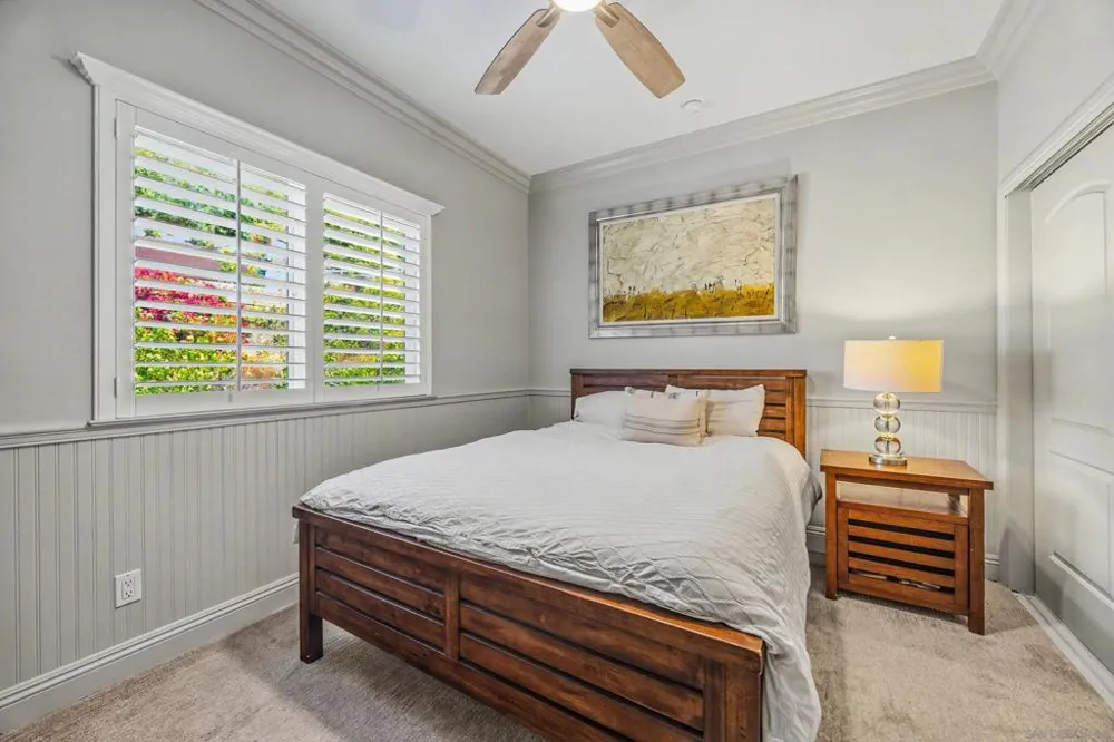 708 Vista Canyon Vista, CA 92084