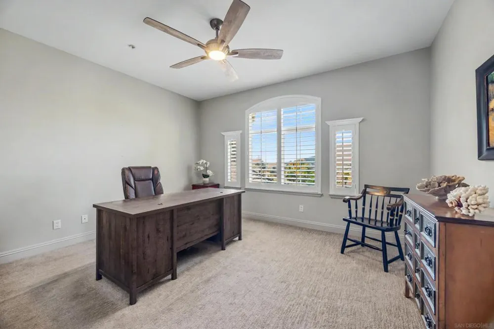 708 Vista Canyon Vista, CA 92084