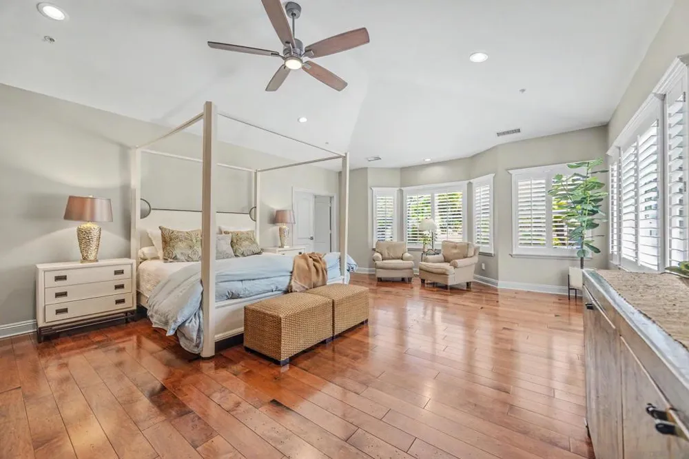 708 Vista Canyon Vista, CA 92084