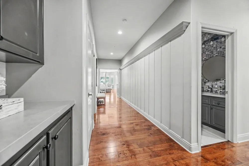 708 Vista Canyon Vista, CA 92084