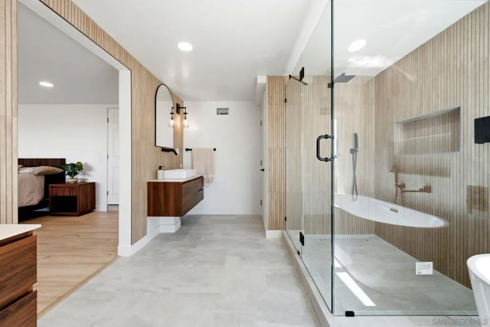 1329 Park Hill Ln Escondido, CA 92025