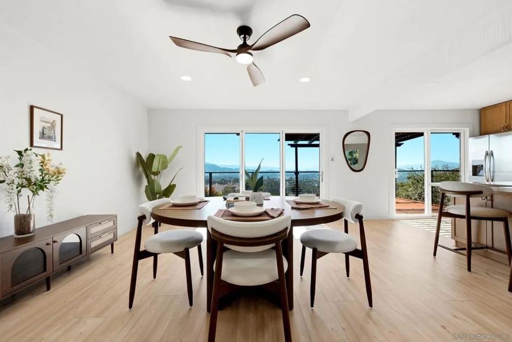 1329 Park Hill Ln Escondido, CA 92025