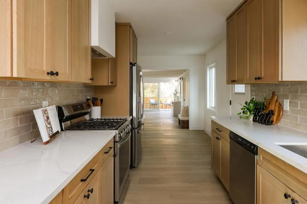 1003 Manchester National City, CA 91950