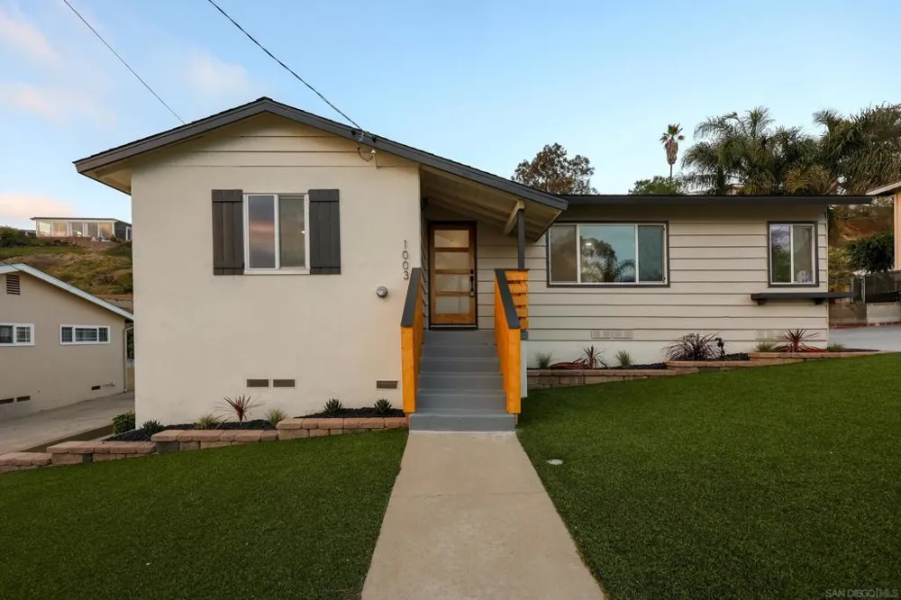 1003 Manchester National City, CA 91950