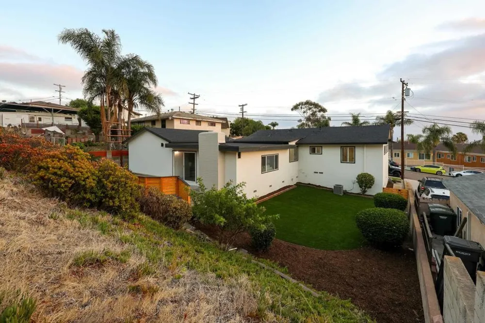 1003 Manchester National City, CA 91950