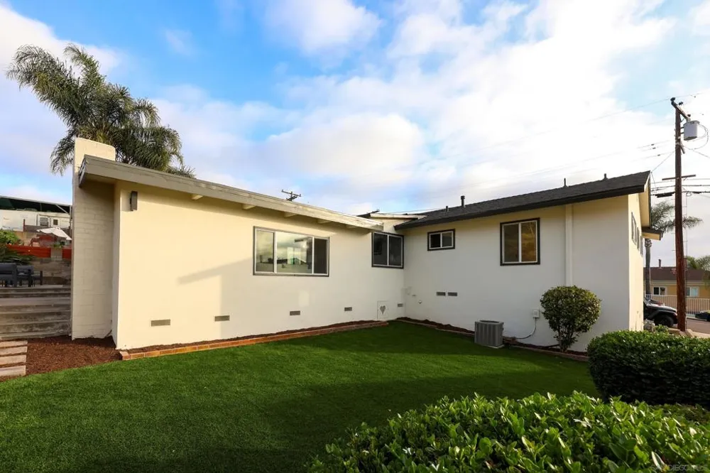 1003 Manchester National City, CA 91950