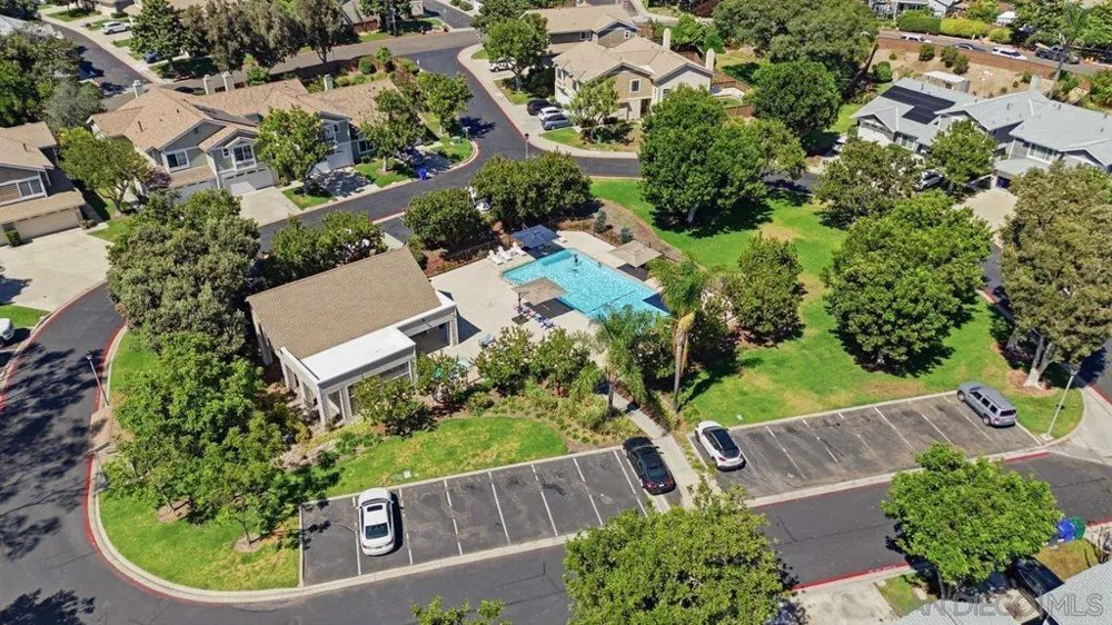2993 Lexington Circle Carlsbad, CA 92010