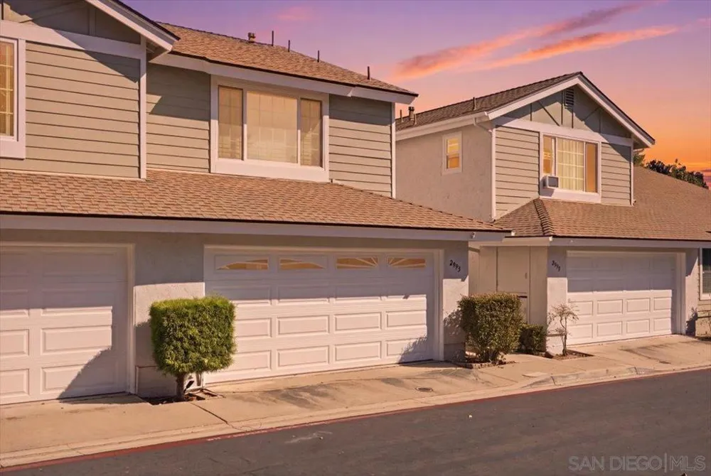 2993 Lexington Circle Carlsbad, CA 92010