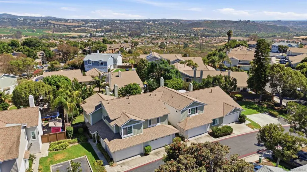 2993 Lexington Circle Carlsbad, CA 92010