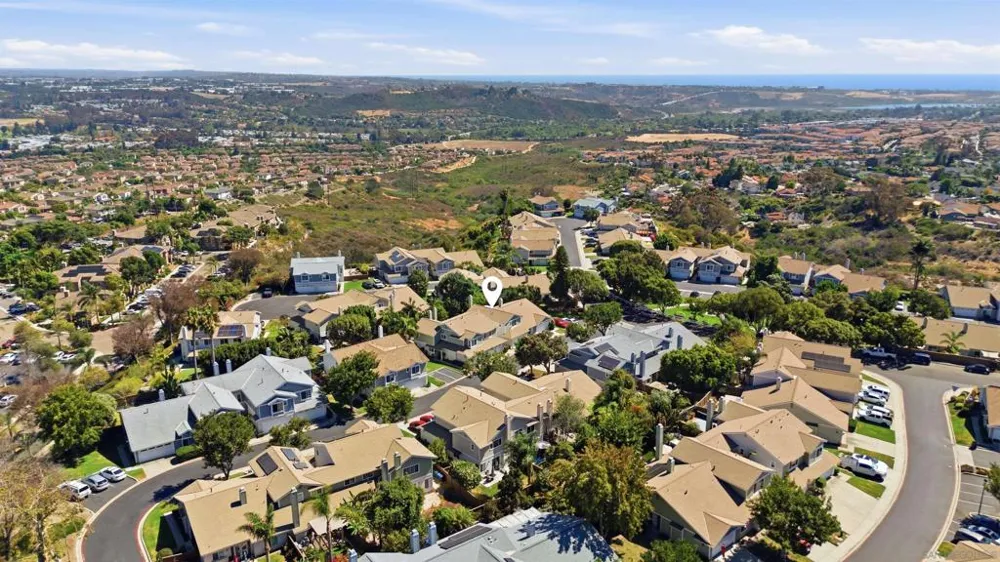 2993 Lexington Circle Carlsbad, CA 92010