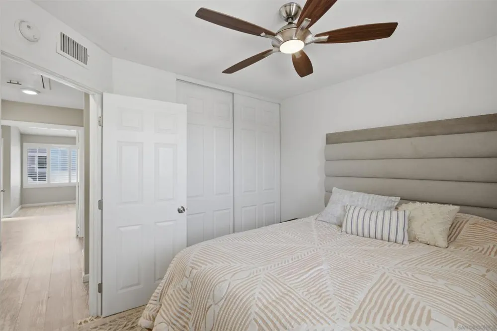 2993 Lexington Circle Carlsbad, CA 92010