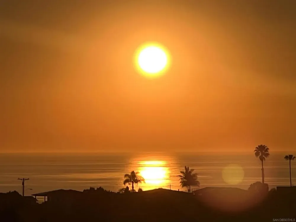 1576 Lorraine Encinitas, CA 92024
