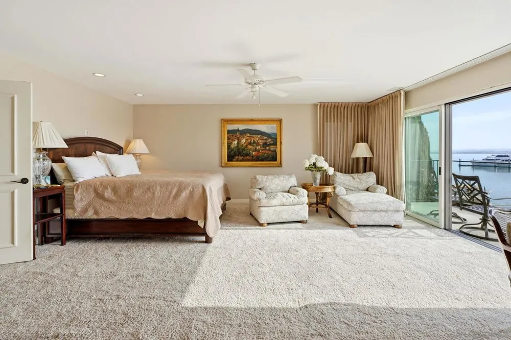 7 Green Turtle Road Coronado, CA 92118