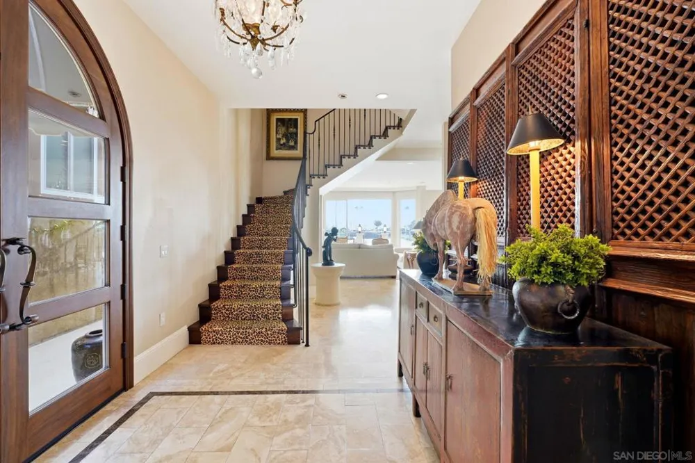 7 Green Turtle Road Coronado, CA 92118