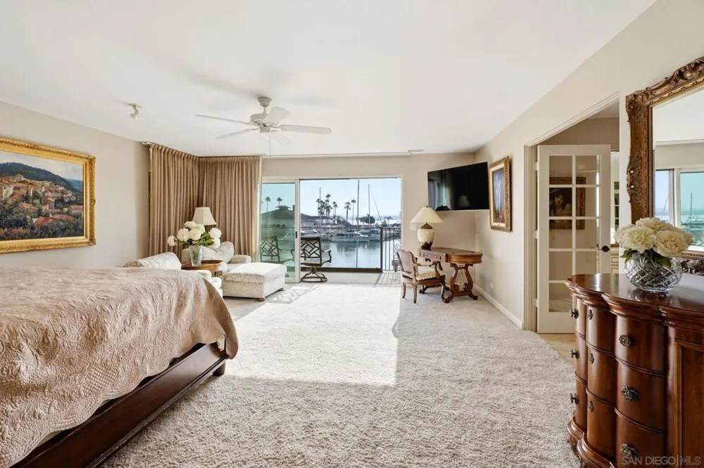 7 Green Turtle Road Coronado, CA 92118