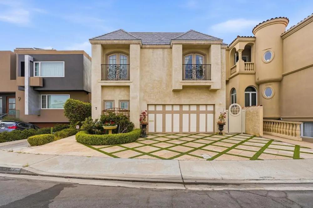 7 Green Turtle Road Coronado, CA 92118