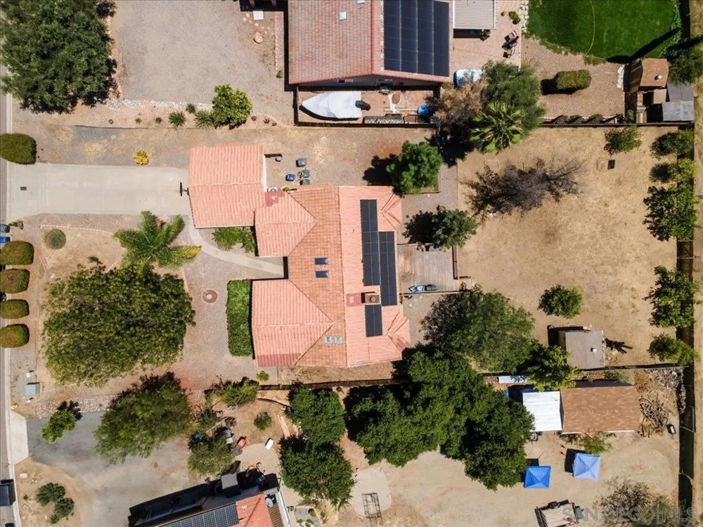 24235 Cerro Vista Way Ramona, CA 92065