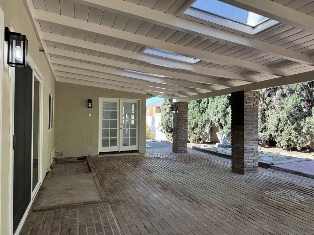 5790 Lone Star San Diego, CA 92120