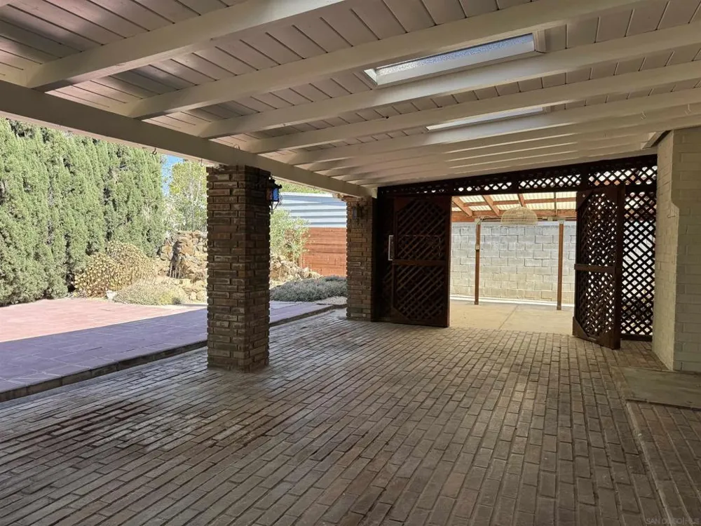 5790 Lone Star San Diego, CA 92120