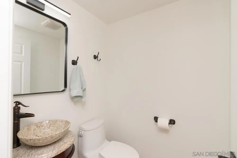 5790 Lone Star San Diego, CA 92120