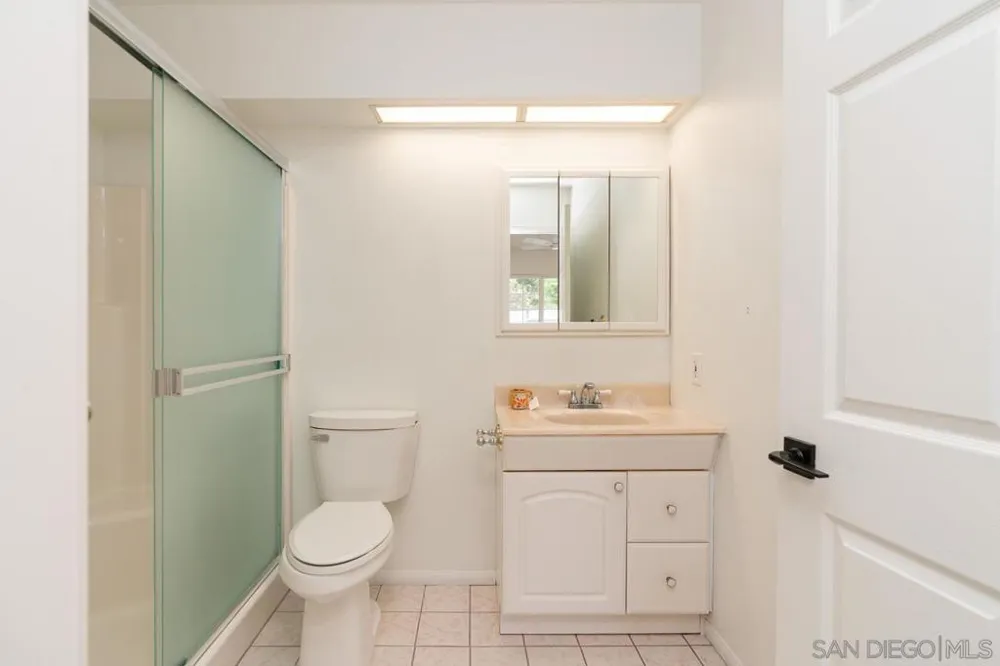 5790 Lone Star San Diego, CA 92120