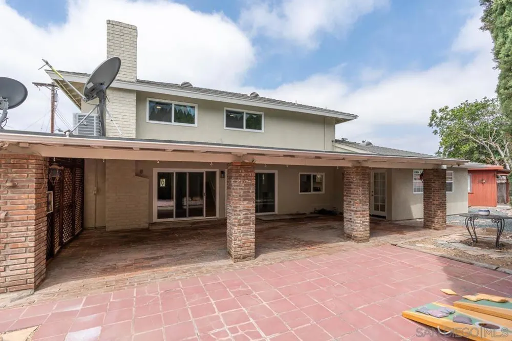 5790 Lone Star San Diego, CA 92120