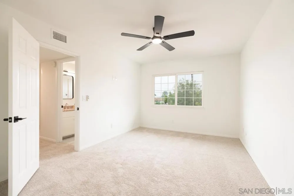 5790 Lone Star San Diego, CA 92120