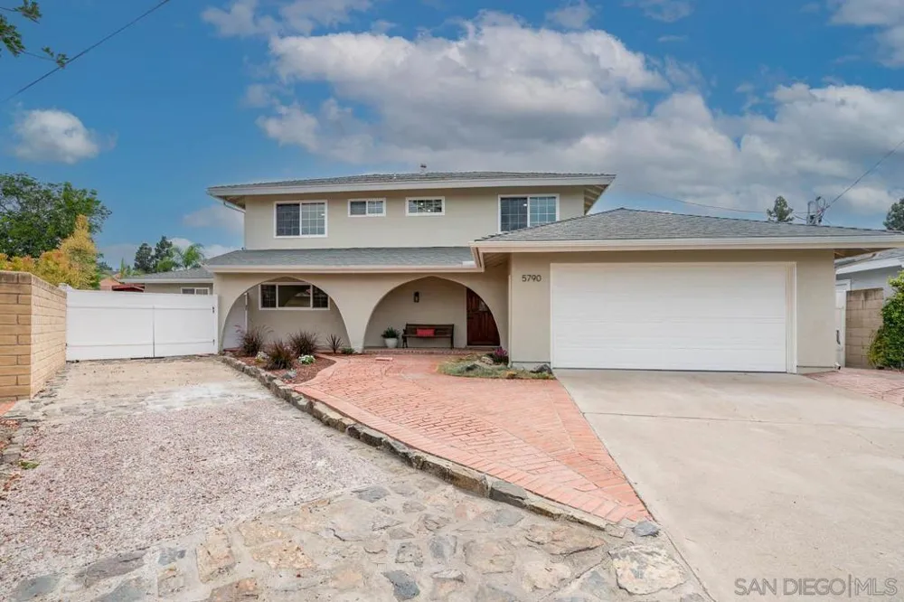 5790 Lone Star San Diego, CA 92120