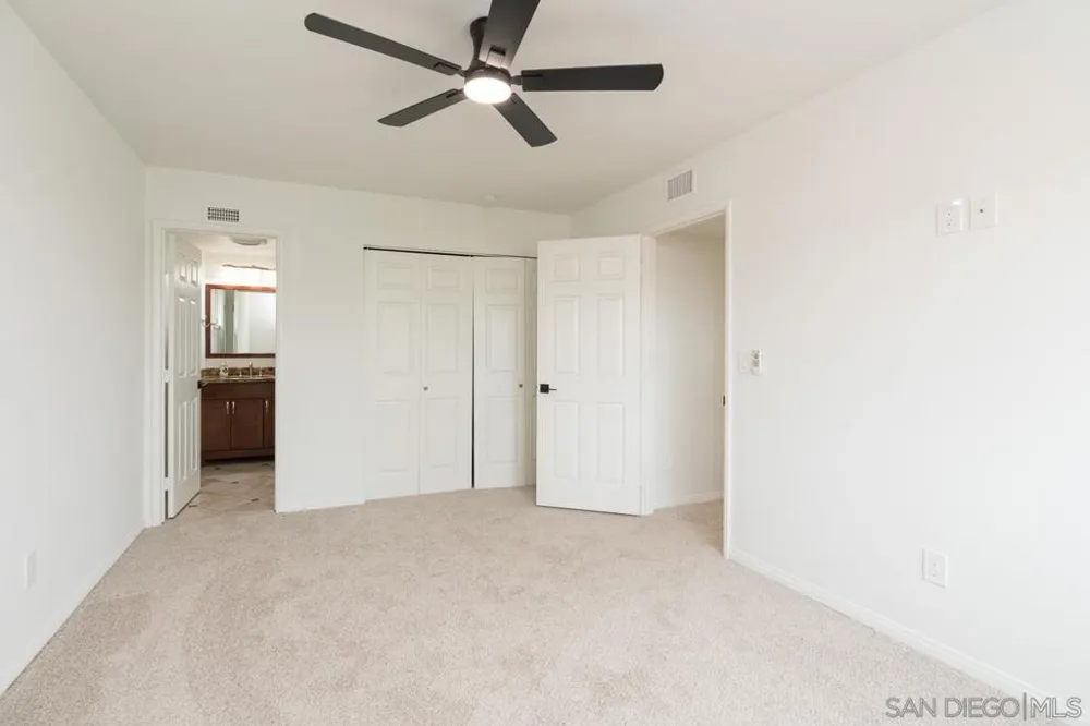 5790 Lone Star San Diego, CA 92120