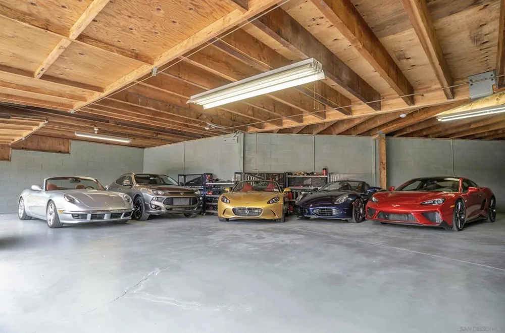 1616 Clemson Circle La Jolla, CA 92037