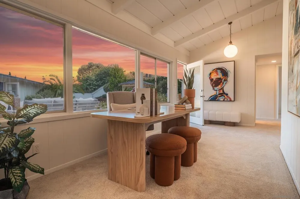 1616 Clemson Circle La Jolla, CA 92037
