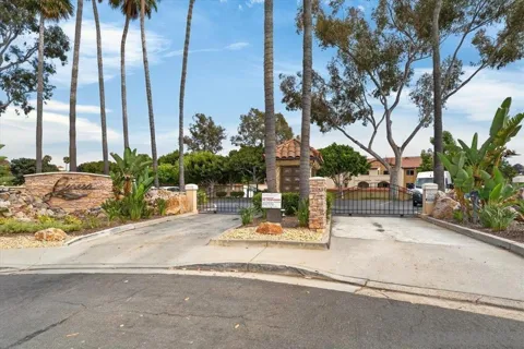 7130 Shoreline Drive #1212
