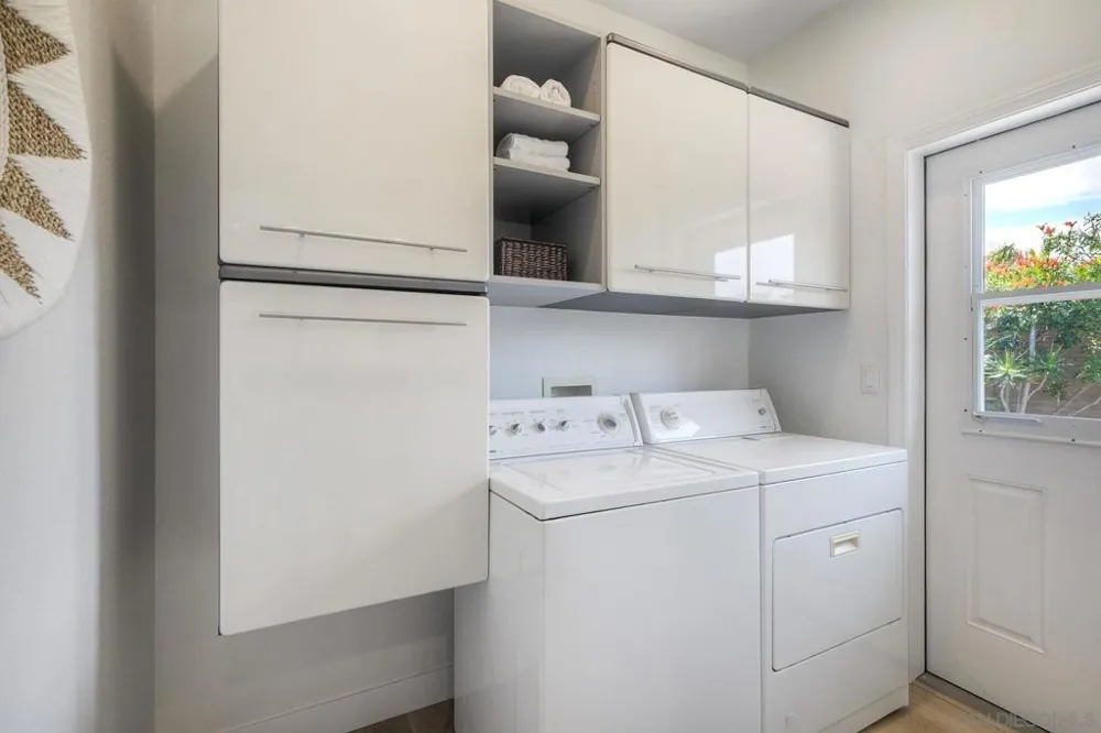 1027 Knowles Ave Carlsbad, CA 92008